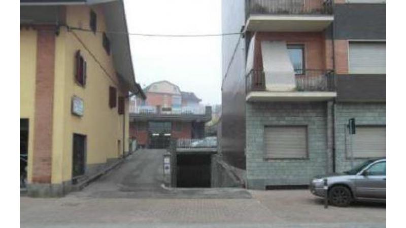 Box / Garage In Vendita TROFARELLO VIA TORINO